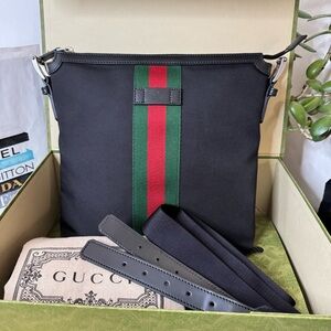 ‼️SOLD‼️Gucci Sherry Line Web Techno Canvas Messenger Bag Medium Size